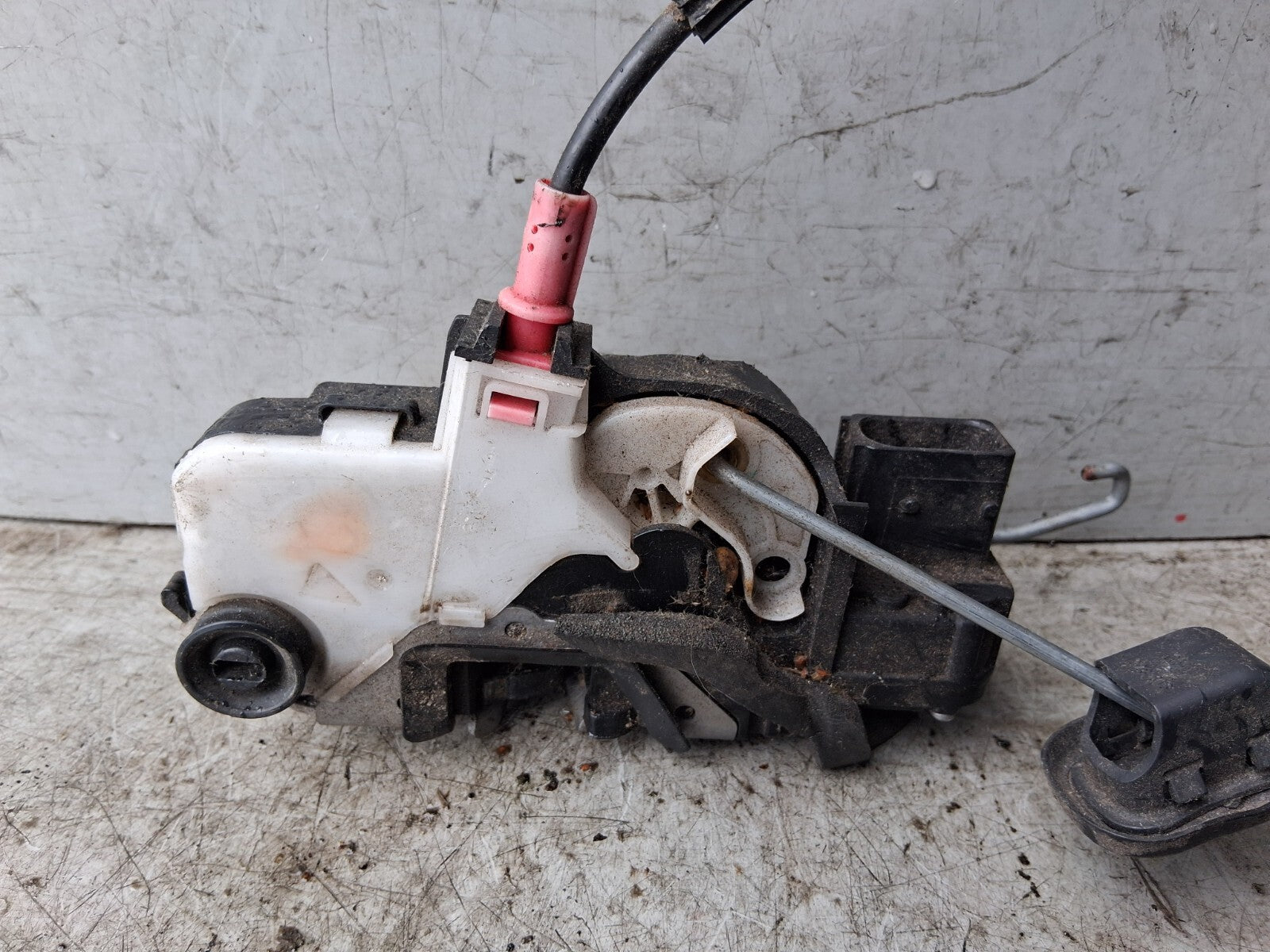 2015 VAUXHALL INSIGNIA MK1 OSF DRIVER SIDE FRONT DOOR LOCK MECHANISM 3023880