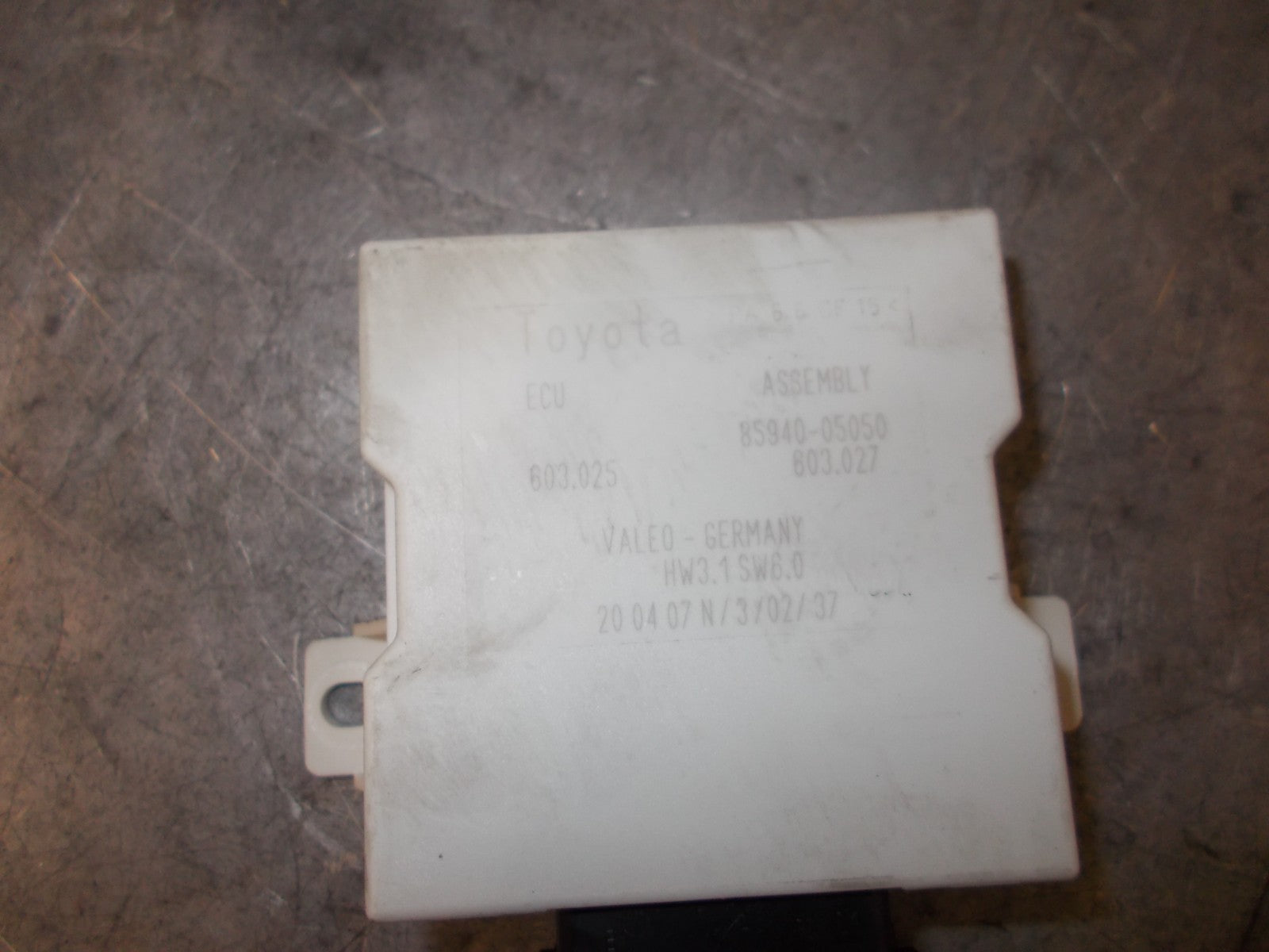 TOYOTA AVENSIS T250 2007 MK2 ASSEMBLY MODULE 8594005050