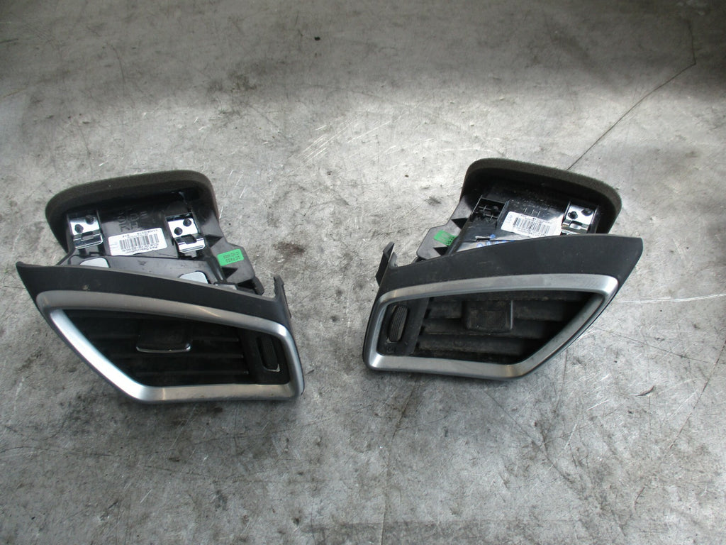 NISSAN QASHQAI J11 (MK2) NS OS PASSENGER DRIVER SIDE AIR VENTS 97480A6000