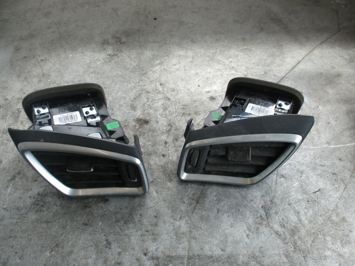 NISSAN QASHQAI J11 (MK2) NS OS PASSENGER DRIVER SIDE AIR VENTS 97480A6000