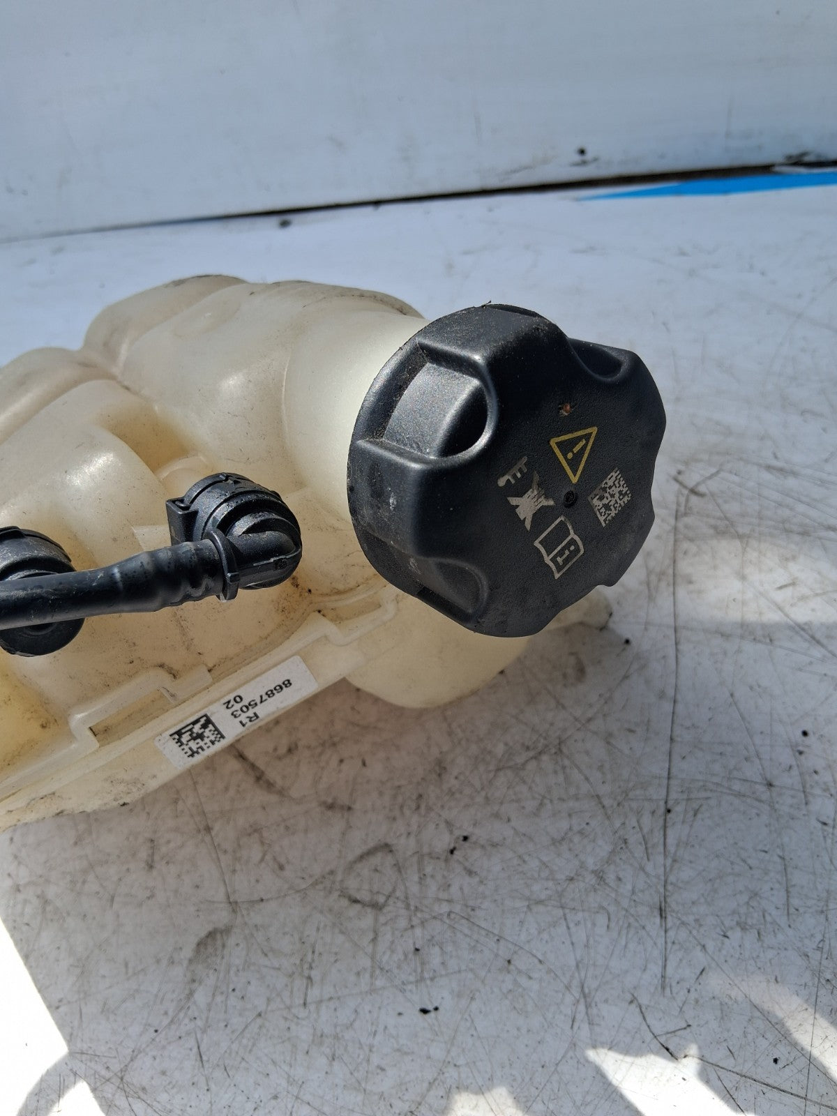 2024 BMW 2 SERIES HEADER COOLANT EXPANSION TANK 8687503