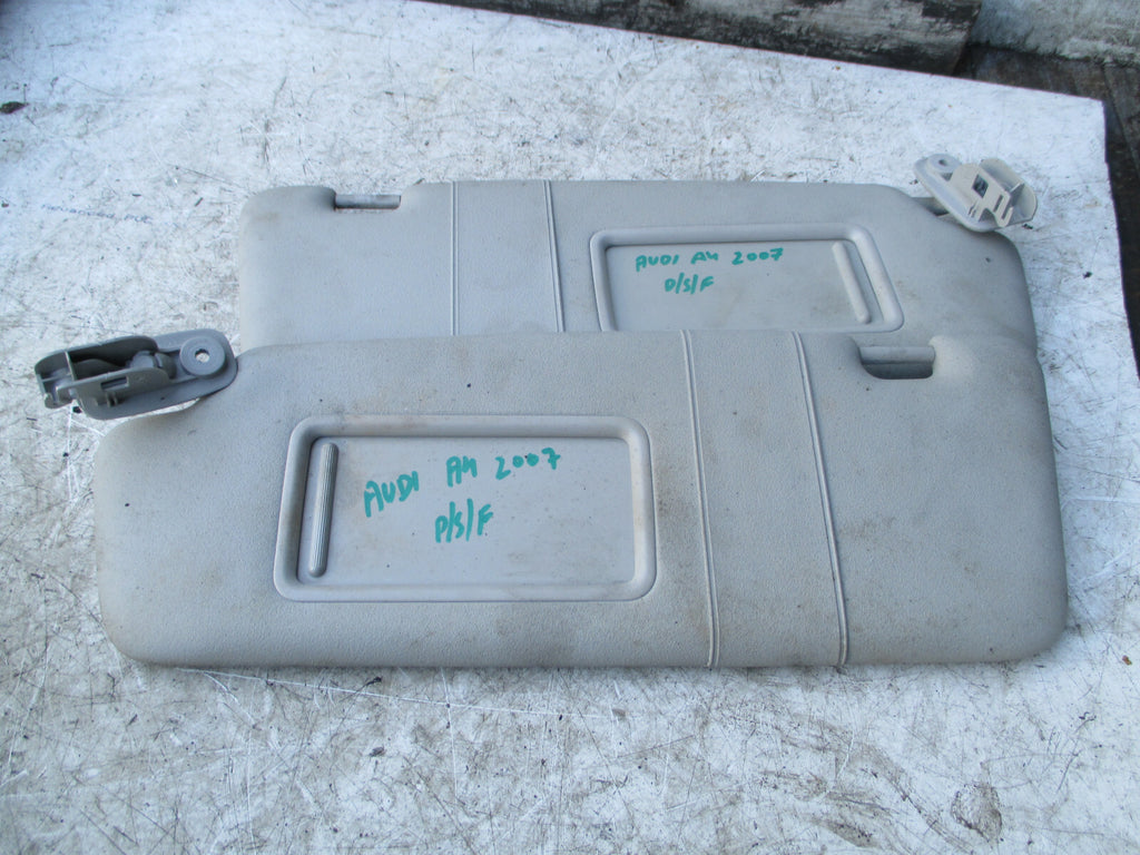 AUDI A4 2007 B7 FRONT DRIVER + PASSENGER SUN VISOR