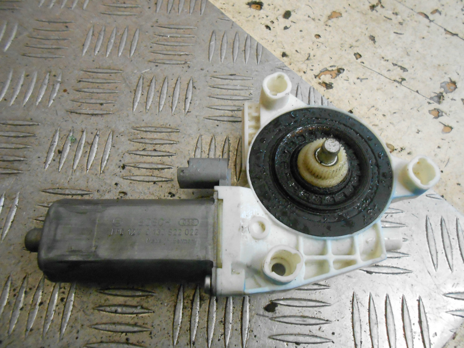 PEUGEOT 307 2004 5 DOOR NSF PASSENGER FRONT ELECTRIC WINDOW MOTOR 9634457380