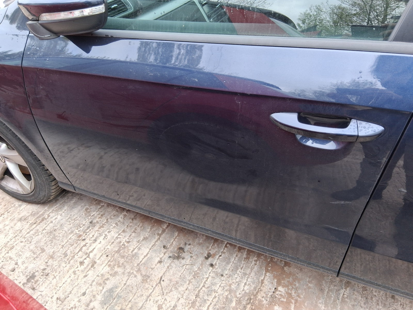 2014 VW VOLKSWAGEN PASSAT B7 SALOON NSF PASSENGER SIDE FRONT LEFT BARE DOOR BLUE