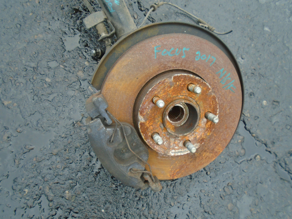 FORD FOCUS MK3 2017 1.5 DIESEL NSF PASSENGER SIDE FRONT SHOCK SPRING HUB