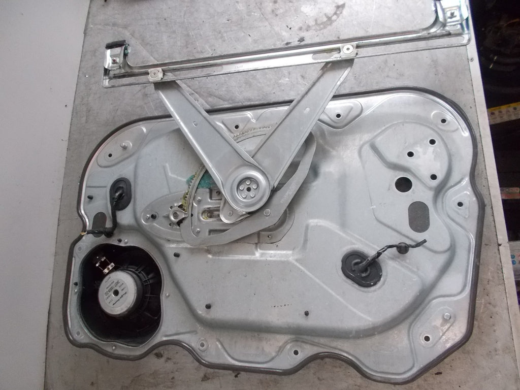 FORD C-MAX FRONT NS/ PASSENGER SIDE WINDOW MOTOR REGULATOR MECH. 7M51R045H17A