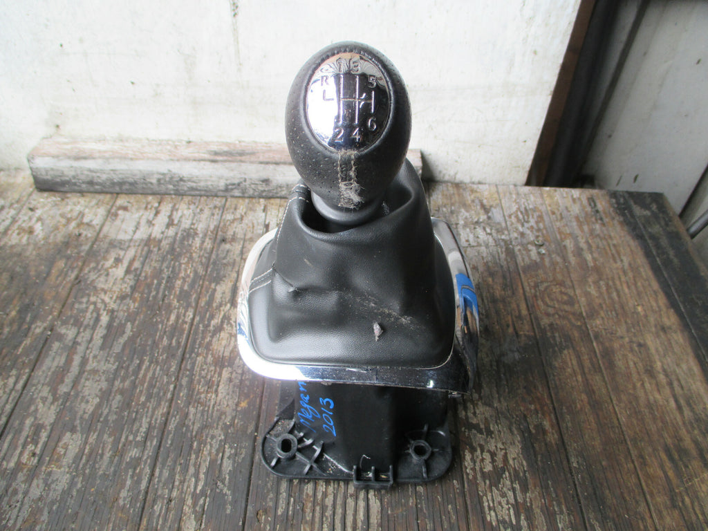 RENAULT MEGANE MK3 2013 1.6 PETROL 6 SPEED MANUAL GEARSTICK 8201062921A