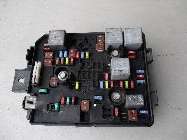 VAUXHALL VIVA 2016 1.0 PETROL FUSE BOX MODULE 13451890