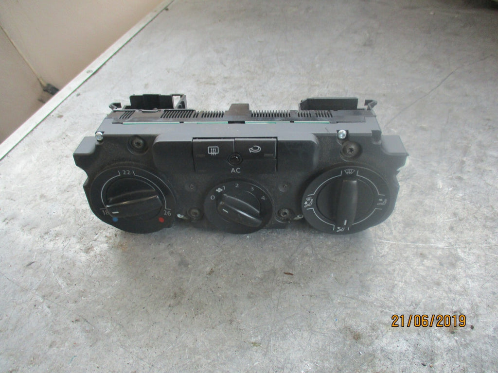 VW VOLKSWAGEN GOLF MK5 HEATER CONTROL UNIT 537011CF