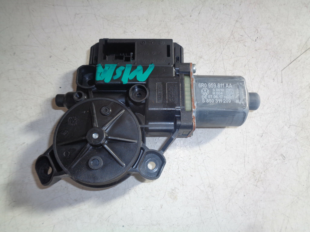 VW VOLKSWAGEN POLO 6R 6C 2017 NSR PASSENGER SIDE REAR WINDOW MOTOR 6R0959811AA