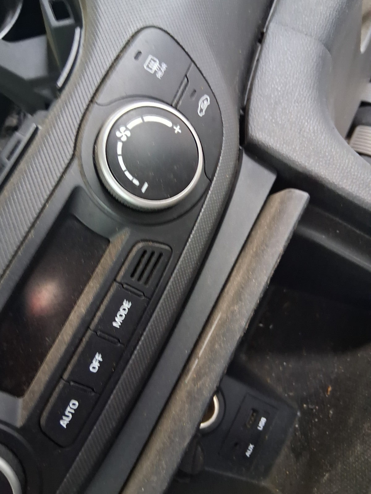 2017 HYUNDAI i10 MK2 AC HEATER CLIMATE CONTROL SWITCH PANEL
