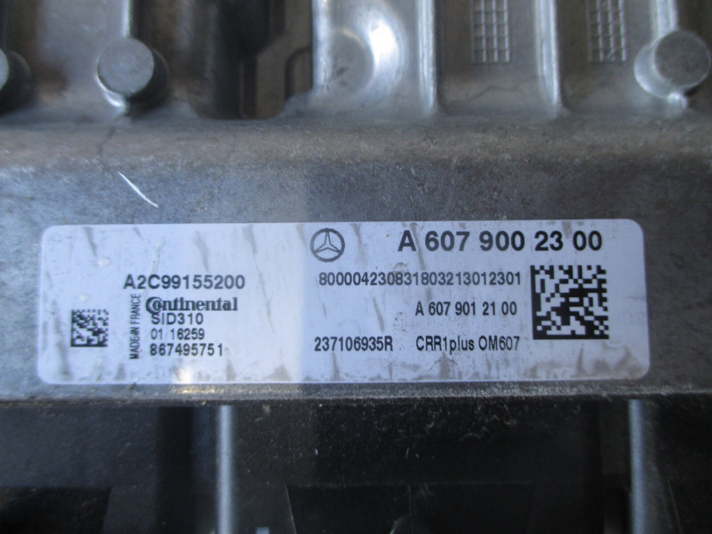 MERCEDES BENZ A CLASS W176 2016 DIESEL ECU ENGINE CONTROL UNIT A6079002300