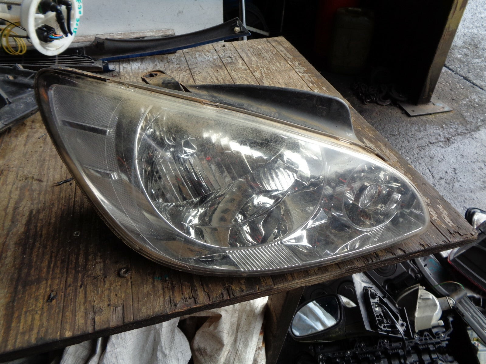 HYUNDAI GETZ MK1 FACELIFT DRIVER OFF SIDE HEADLIGHT 02A011B00