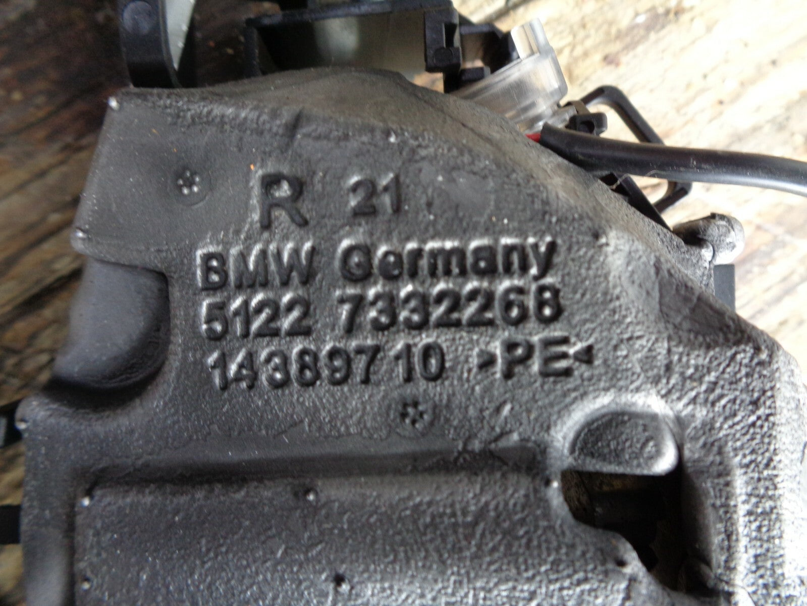 BMW 3 SERIES F30 2015 2.0 DIESEL ENGINE COVER 14389710