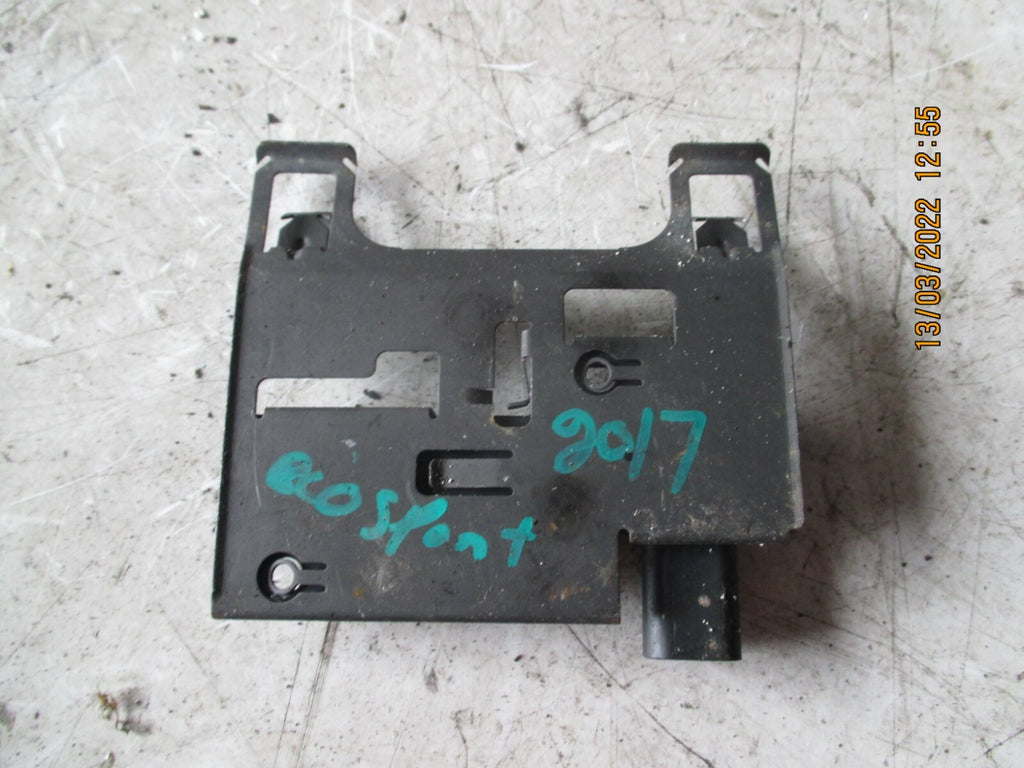 FORD ECOSPORT 2017 MK2 ANTENNA CONTROL MODULE 8A6T15K603