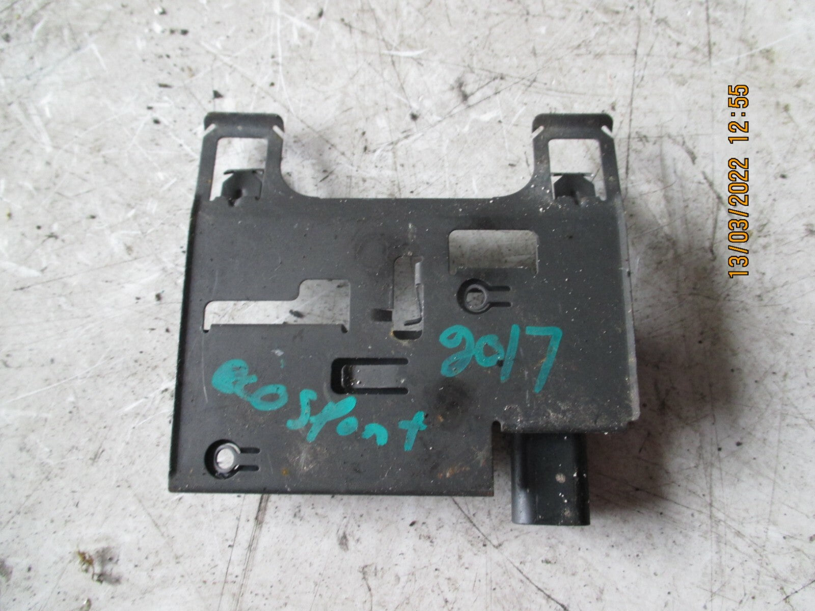 FORD ECOSPORT 2017 MK2 ANTENNA CONTROL MODULE 8A6T15K603