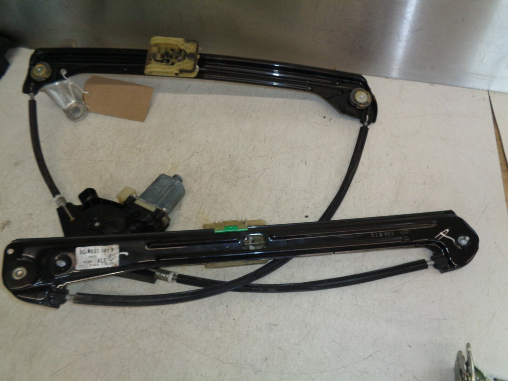 VOLKSWAGEN GOLF MK7 NSF PASSENGER FRONT DOOR WINDOW MOTOR REGULATOR 5G4837461F