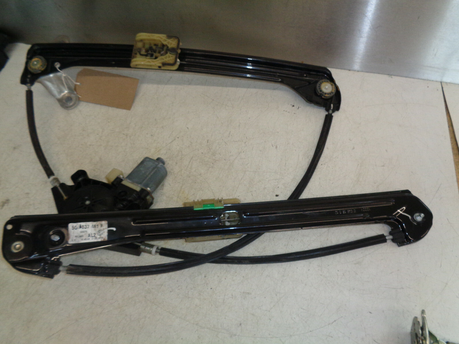 VOLKSWAGEN GOLF MK7 NSF PASSENGER FRONT DOOR WINDOW MOTOR REGULATOR 5G4837461F