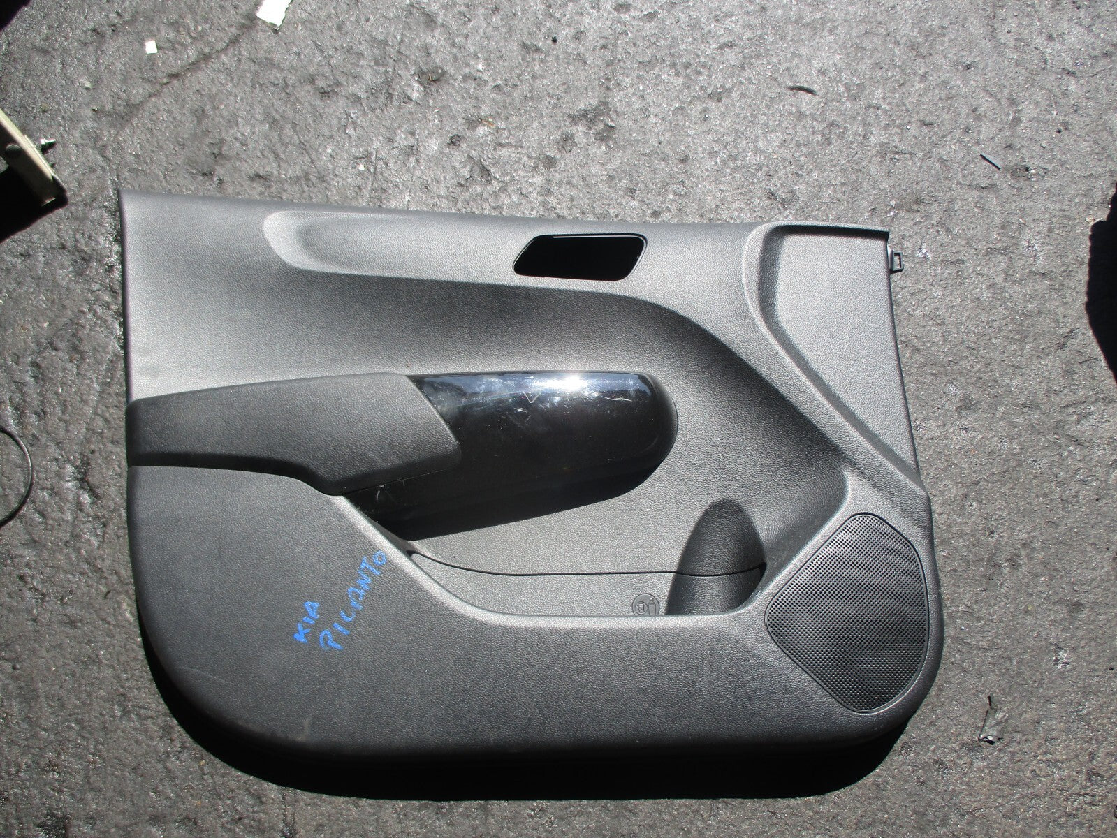 KIA PICANTO MK3 2021 NSF PASSENGER SIDE FRONT DOORCARD PANEL 82370G6010