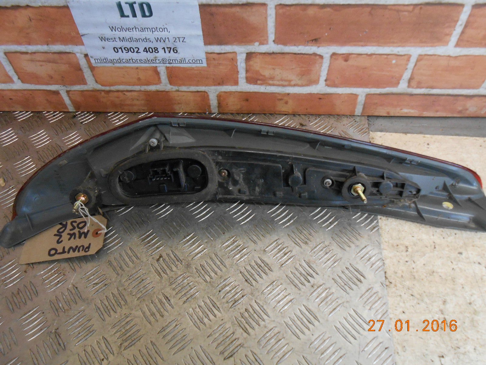 FIAT PUNTO MK2B 2004 3 DOOR FACELIFT OSR DRIVER REAR OUTER TAIL LIGHT 286202