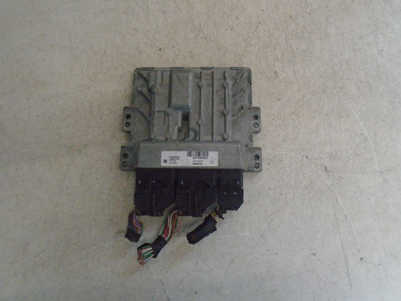 DACIA DUSTER 2016 MK1 ENGINE CONTROL MODULE 237106968