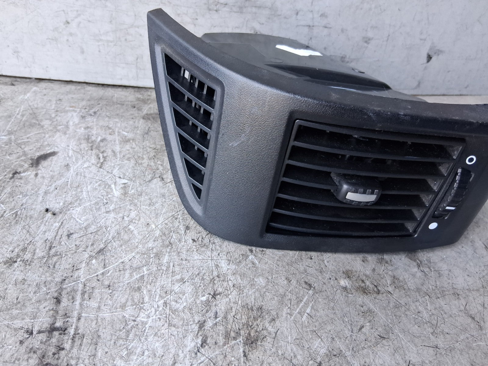 2021 PEUGEOT BOXER MK3 NSF PASSENGER SIDE FRONT LEFT AIR VENT 385822