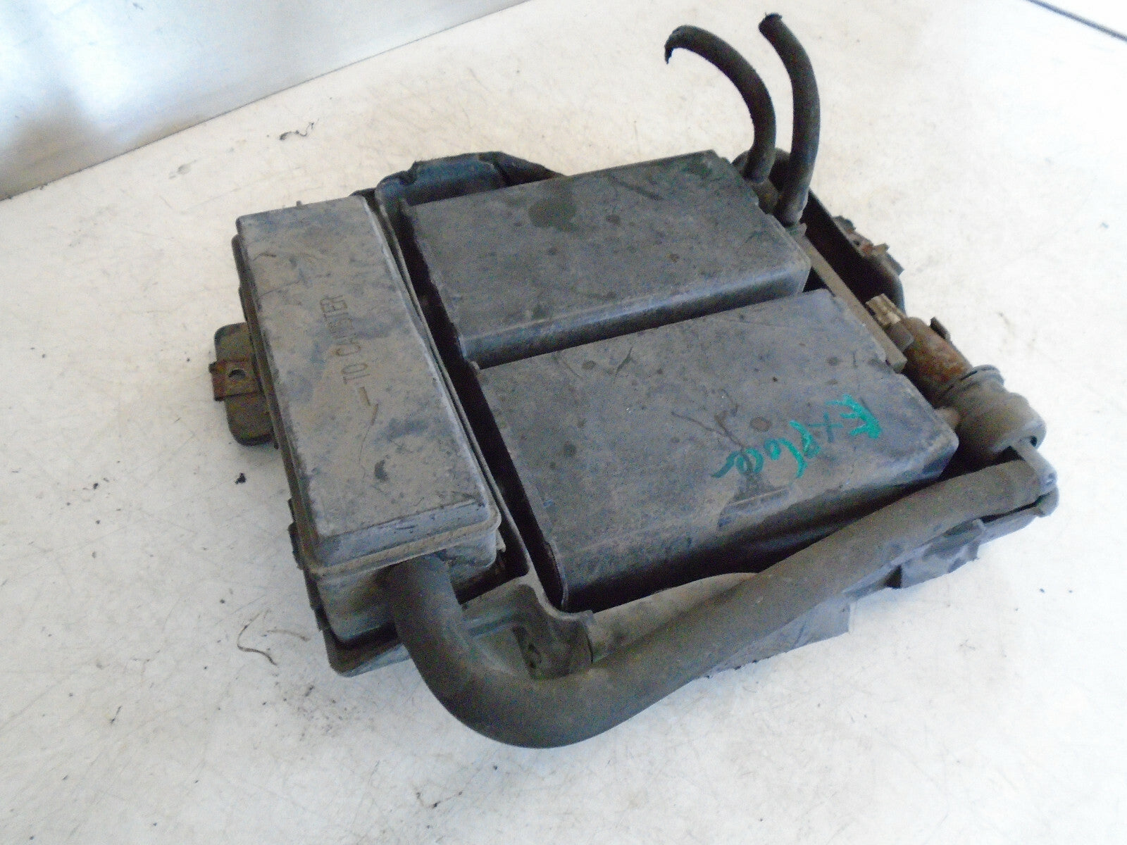 FORD EXPLORER V60 2000 4.0 PETROL CHARCOAL CANISTER FILTER VALVE SOLENOID