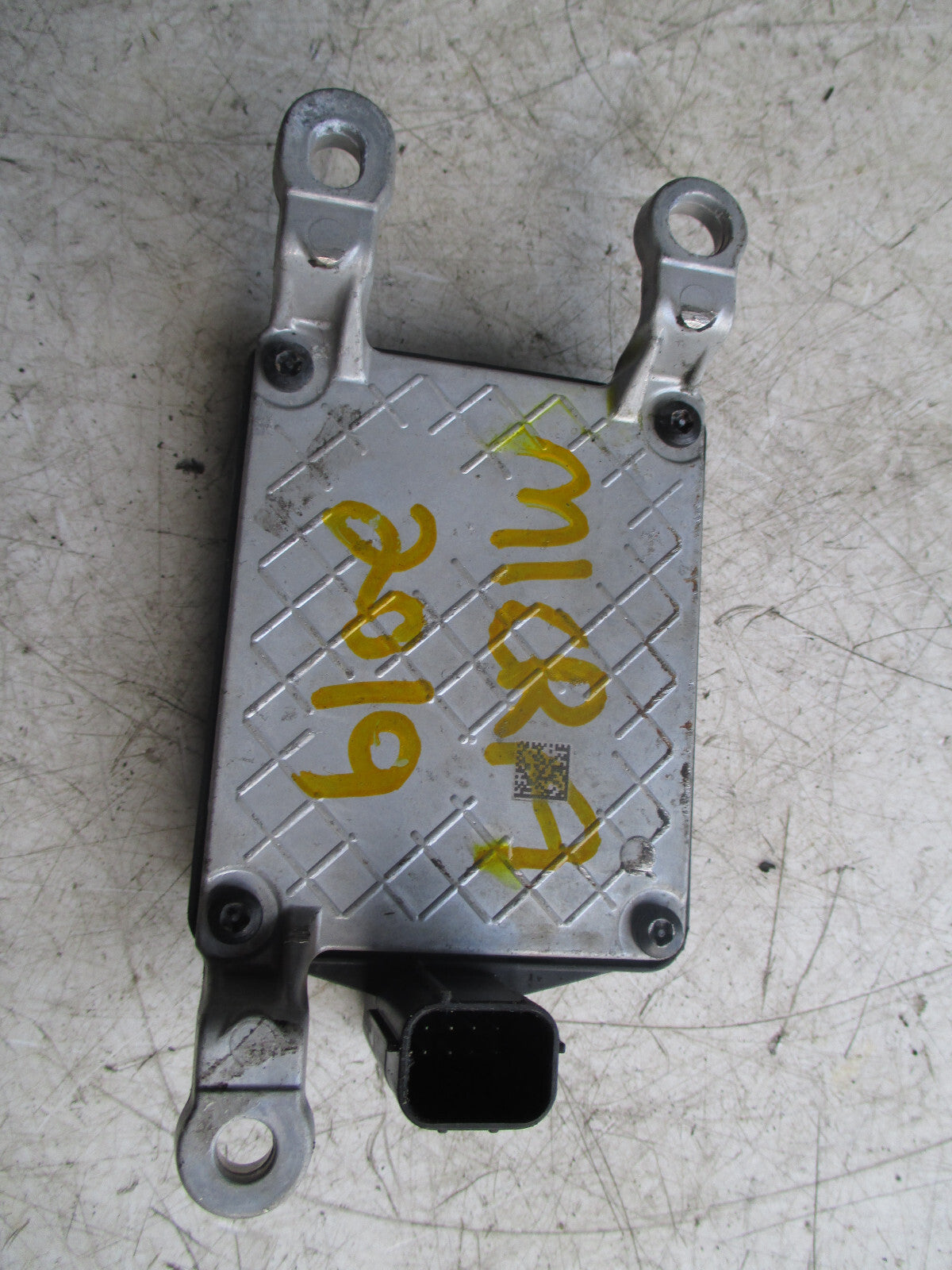 NISSAN MICRA K14 MK5 2019 FRONT RADAR SENSOR 284385FA3A