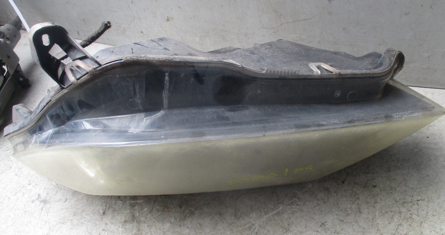 2005 VAUXHALL ASTRA H NSF PASSENGERS SIDE HEADLIGHT 1LG270370-33