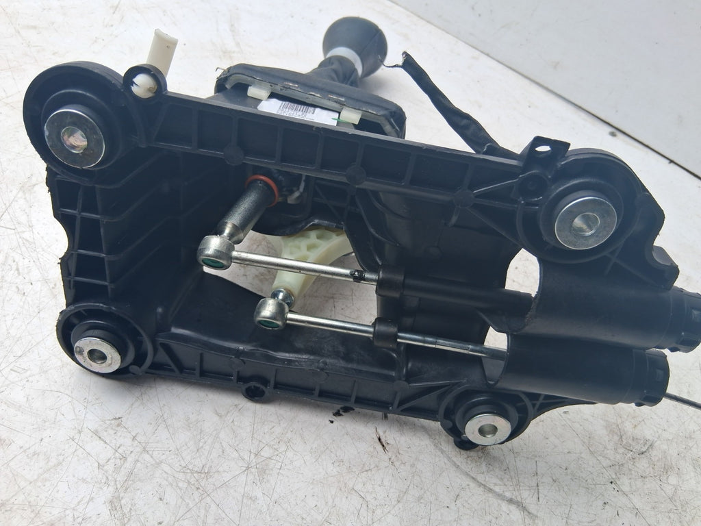 2024 BMW 2 SERIES GEAR STICK SHIFTER LEVER 861146005