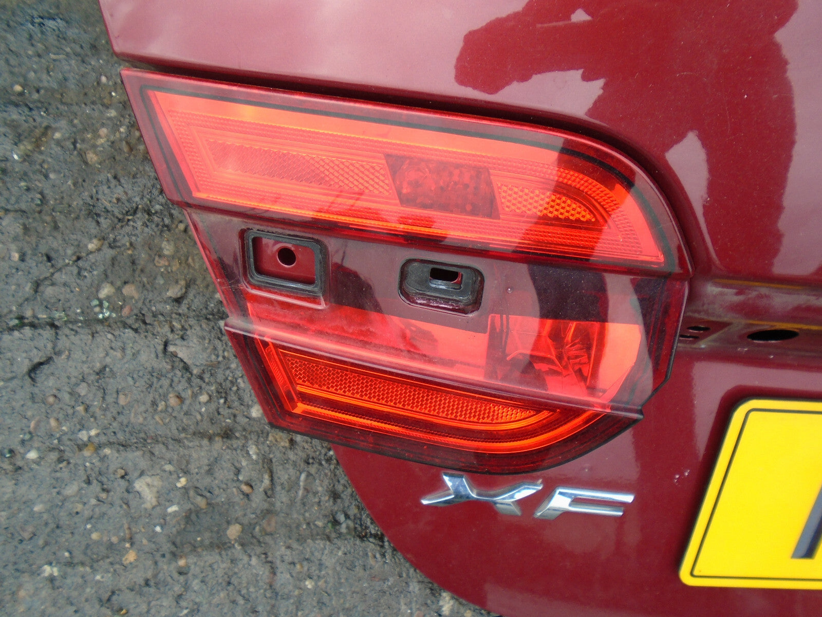 JAGUAR XF FACELIFT 2013 BARE SHELL FRAME TAILGATE BOOTLID HATCH RED CAJ