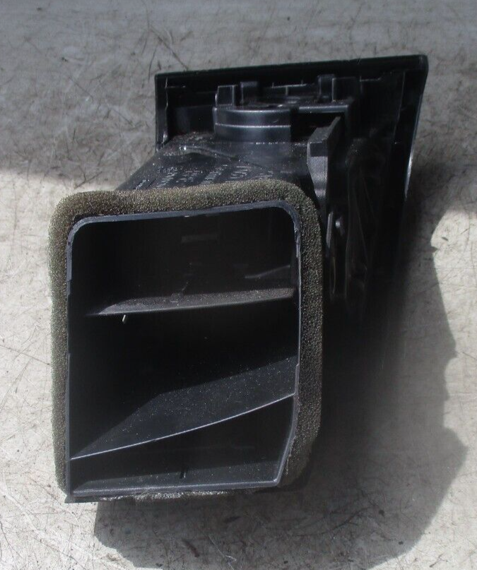 BMW 1 SERIES AIR VENT PANEL 7059188-13