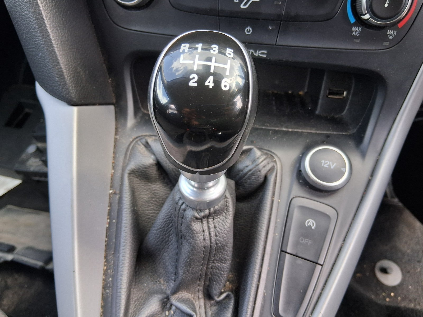 2015 FORD FOCUS MK3 6 SPEED MANUAL GEARSTICK GEARSHIFTER