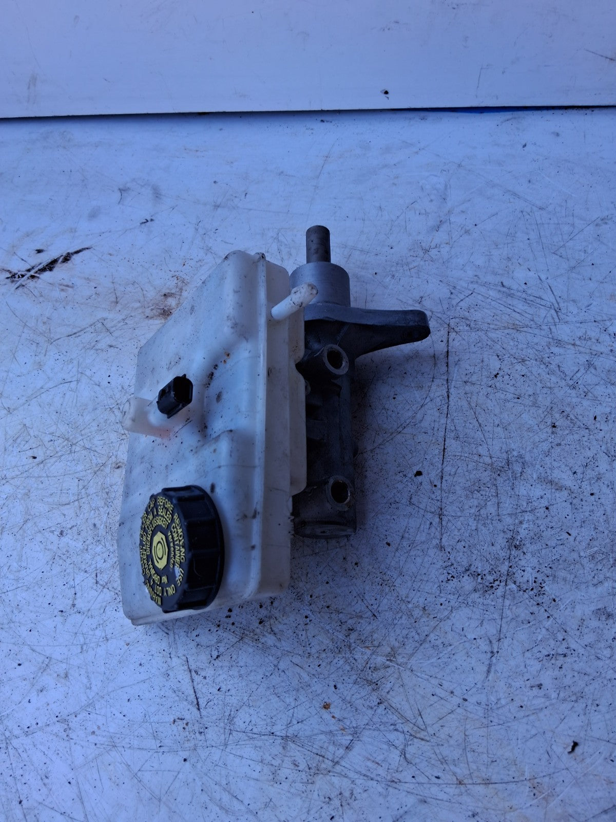 2023 RENAULT MASTER MK3 BRAKE MASTER CYLINDER 03350890491