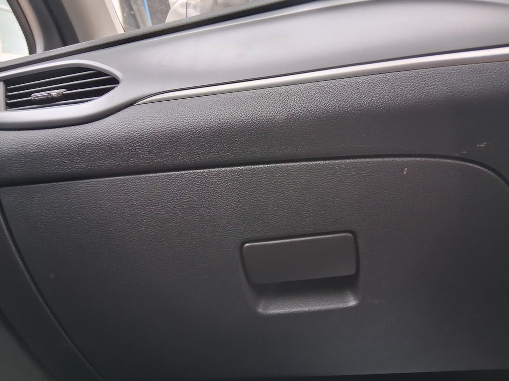 2019 VAUXHALL ASTRA K FRONT DASHBOARD GLOVE BOX STORAGE COMPARTMENT