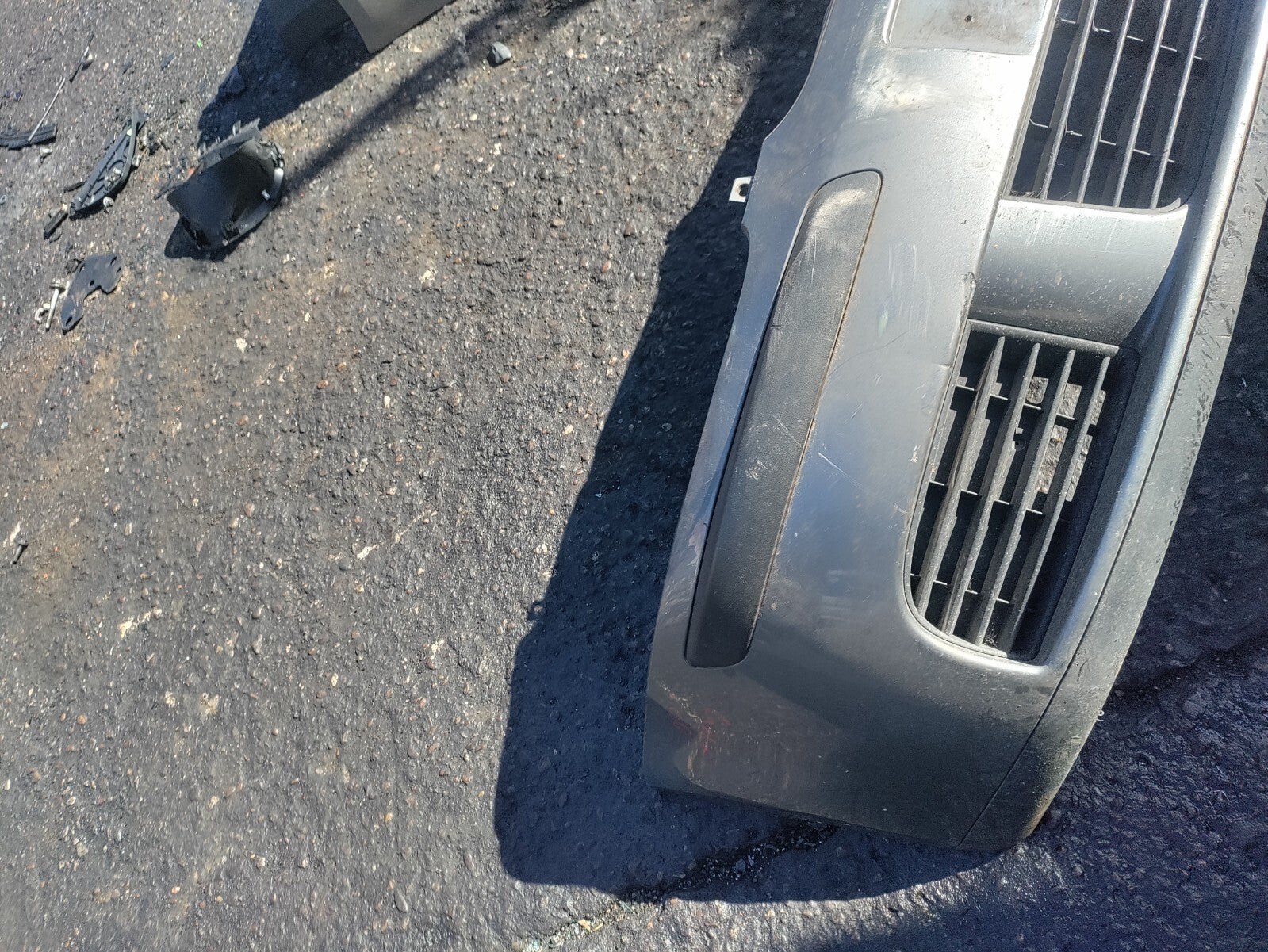 VW VOLKSWAGEN GOLF MK5 2005 FRONT BUMPER GREY