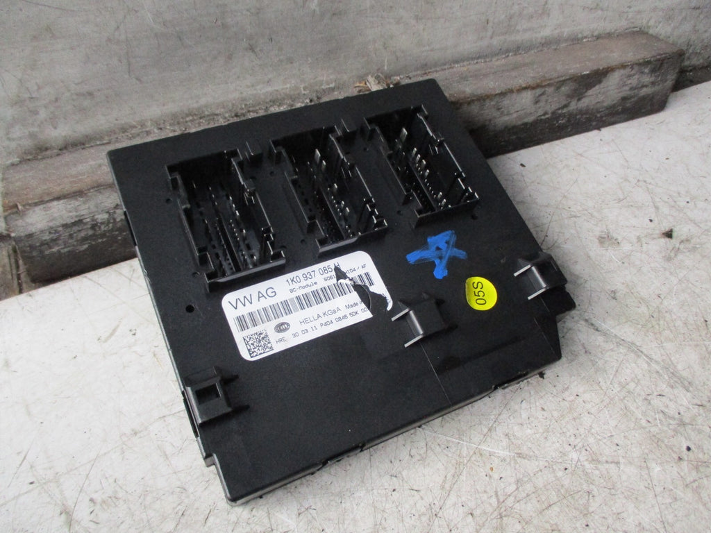 SKODA OCTAVIA 2018 BCM BODY CONTROL MODULE 1K0937085H