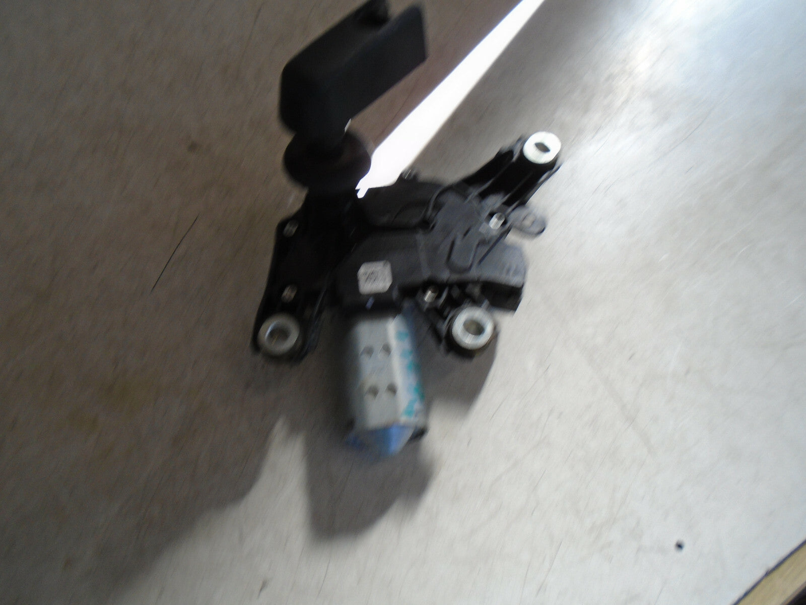 NISSAN QASHQAI J11 2017 REAR WINDSCREEN WIPER MOTOR MECHANISM 287104EL0A