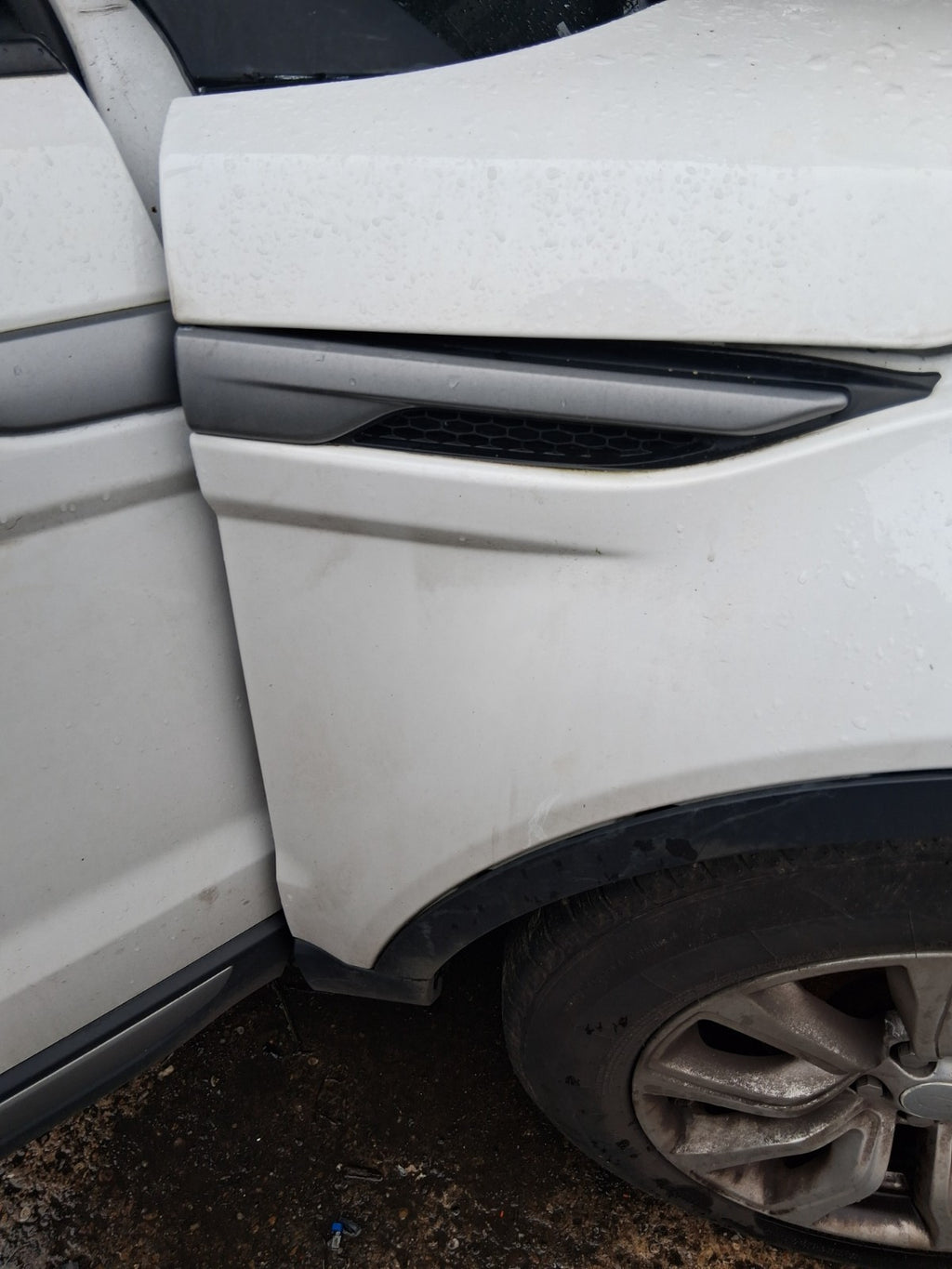 2015 RANGE ROVER EVOQUE L538 OSF DRIVER SIDE FRONT RIGHT WING PANEL WHITE
