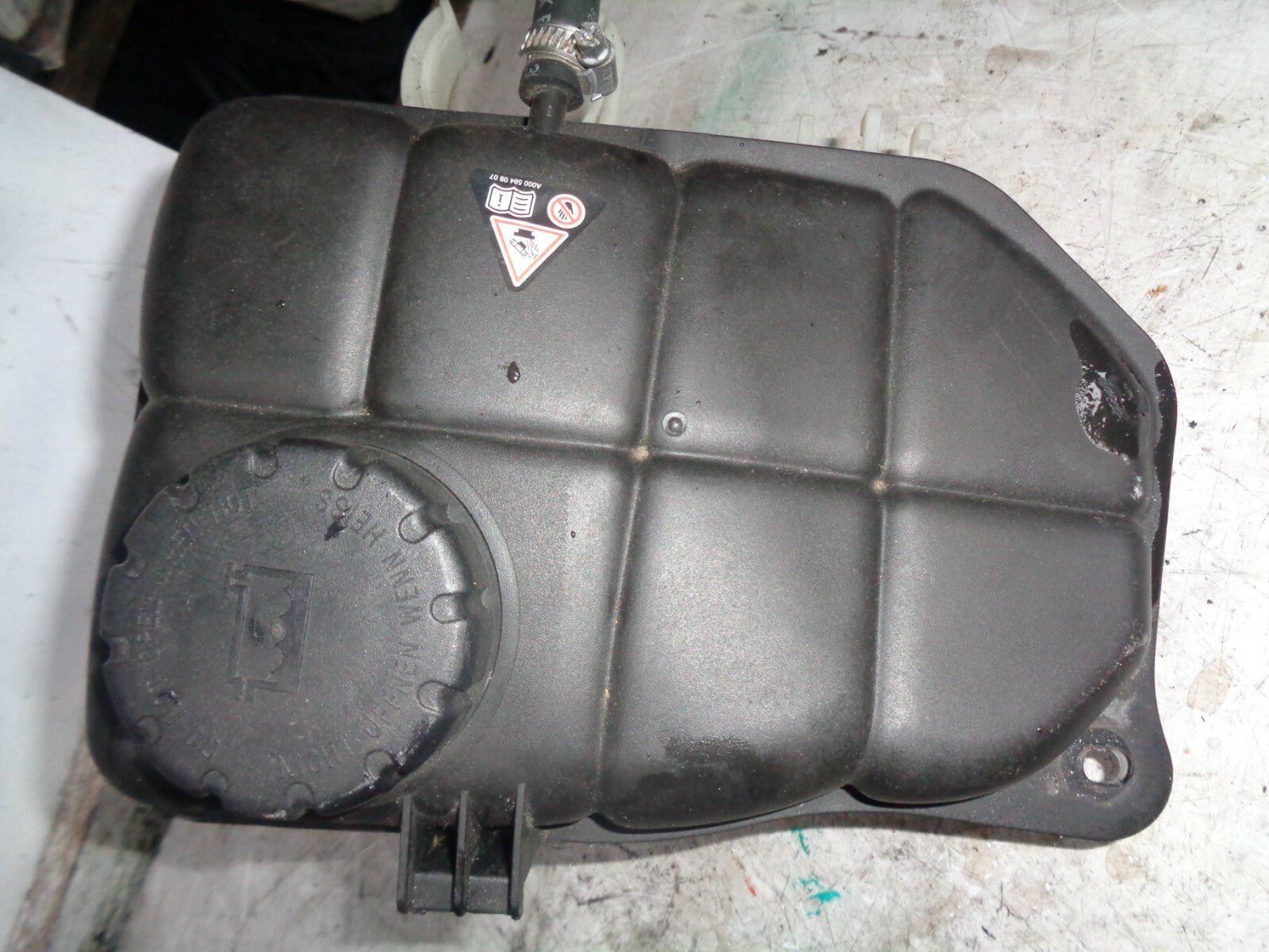 FORD MONDEO2006 MK3 2.2 DIESEL WATER COOLANT EXPANSION TANK RESERVOIR 2035000049