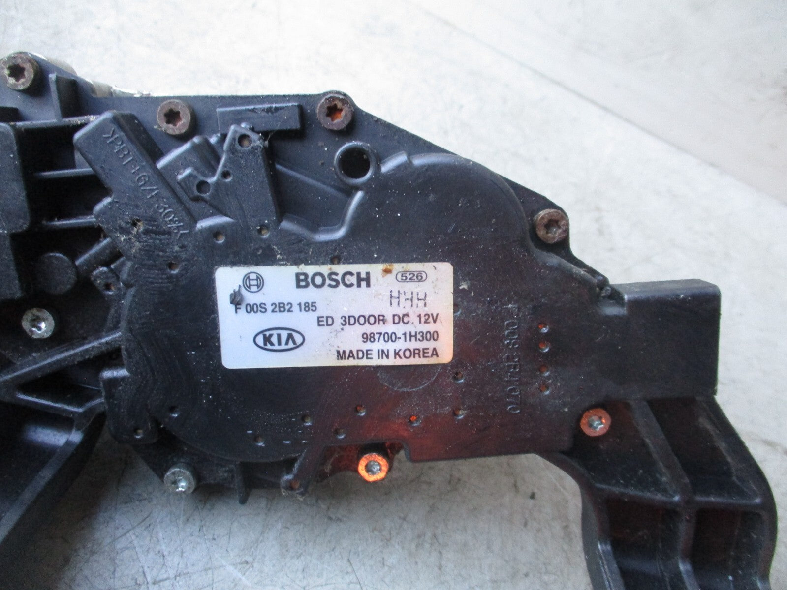 2015 HYUNDAI IX35 MK1 REAR TAILGATE BOOTLID WIPER MOTOR 987001H300