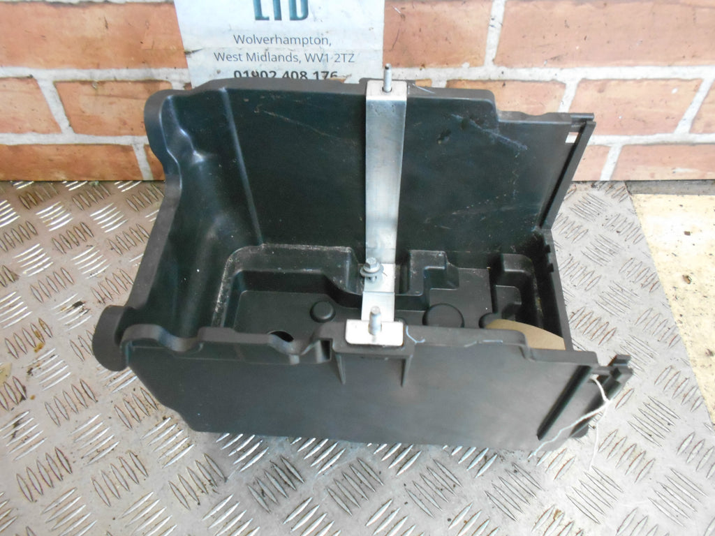 FORD FIESTA MK8 2015 1.0 TURBO ECOBOOST BATTERY TRAY C1BT-10723-BB