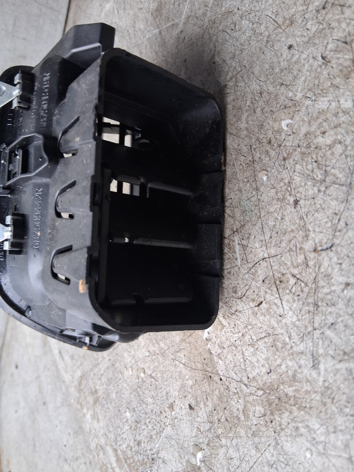 2020 RENAULT MASTER MK3 NSF PASSENGER SIDE FRONT DASHBOARD AIR VENT 687505442R