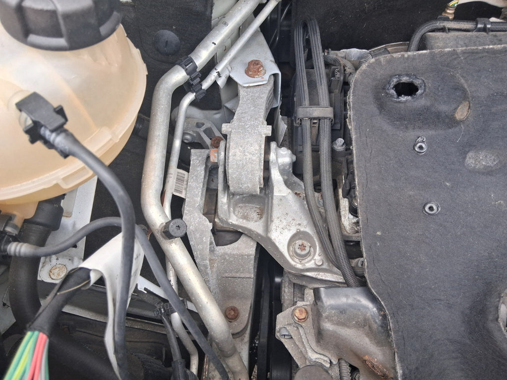 2019 CITROEN DISPATCH MK3 2.0 DIESEL OSF DRIVER SIDE FRONT ENGINE MOUNT