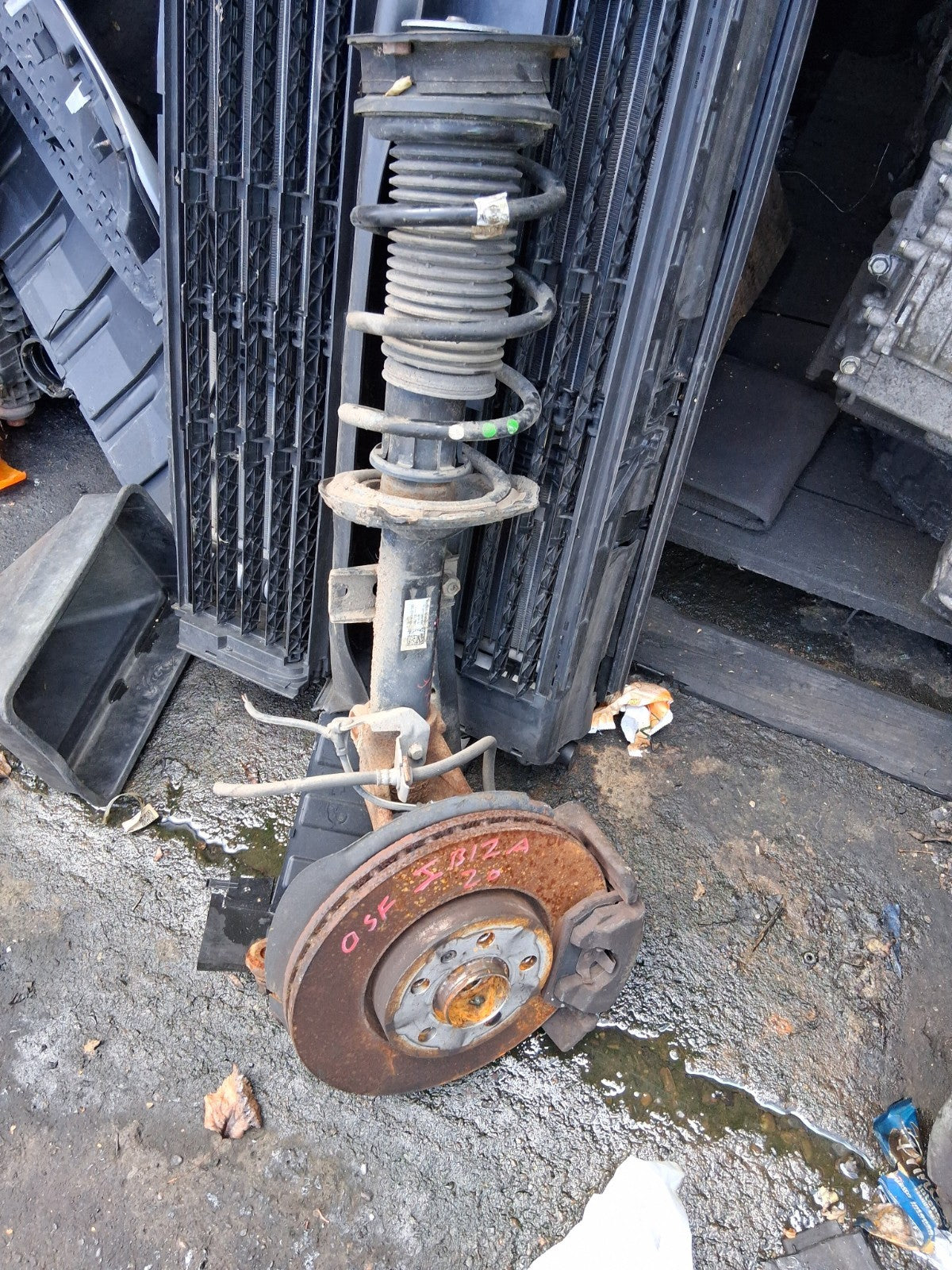2020 SEAT IBIZA 6F OSF DRIVER SIDE FRONT RIGHT HUB LEG SHOCK SPRING 2Q0413031DD