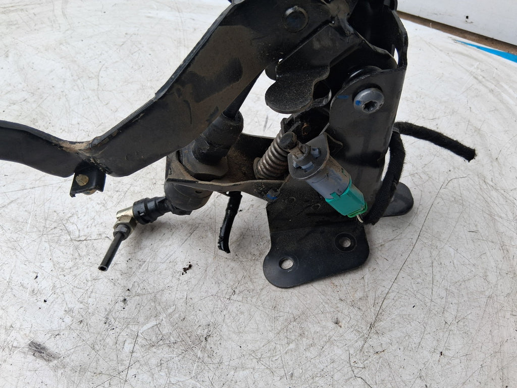 2020 RENAULT KANGOO MK2 CLUTCH PEDAL 8200508356