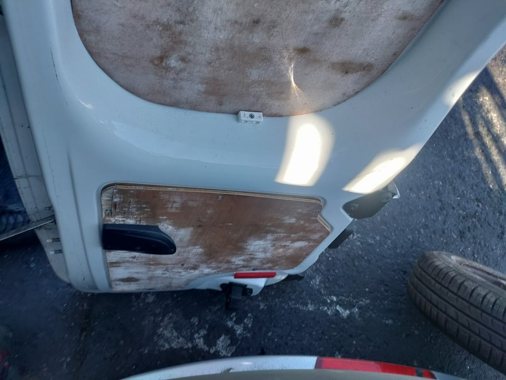 MERCEDES CITAN W415 2015 OSR DRIVER SIDE REAR COMPLETE DOOR WHITE