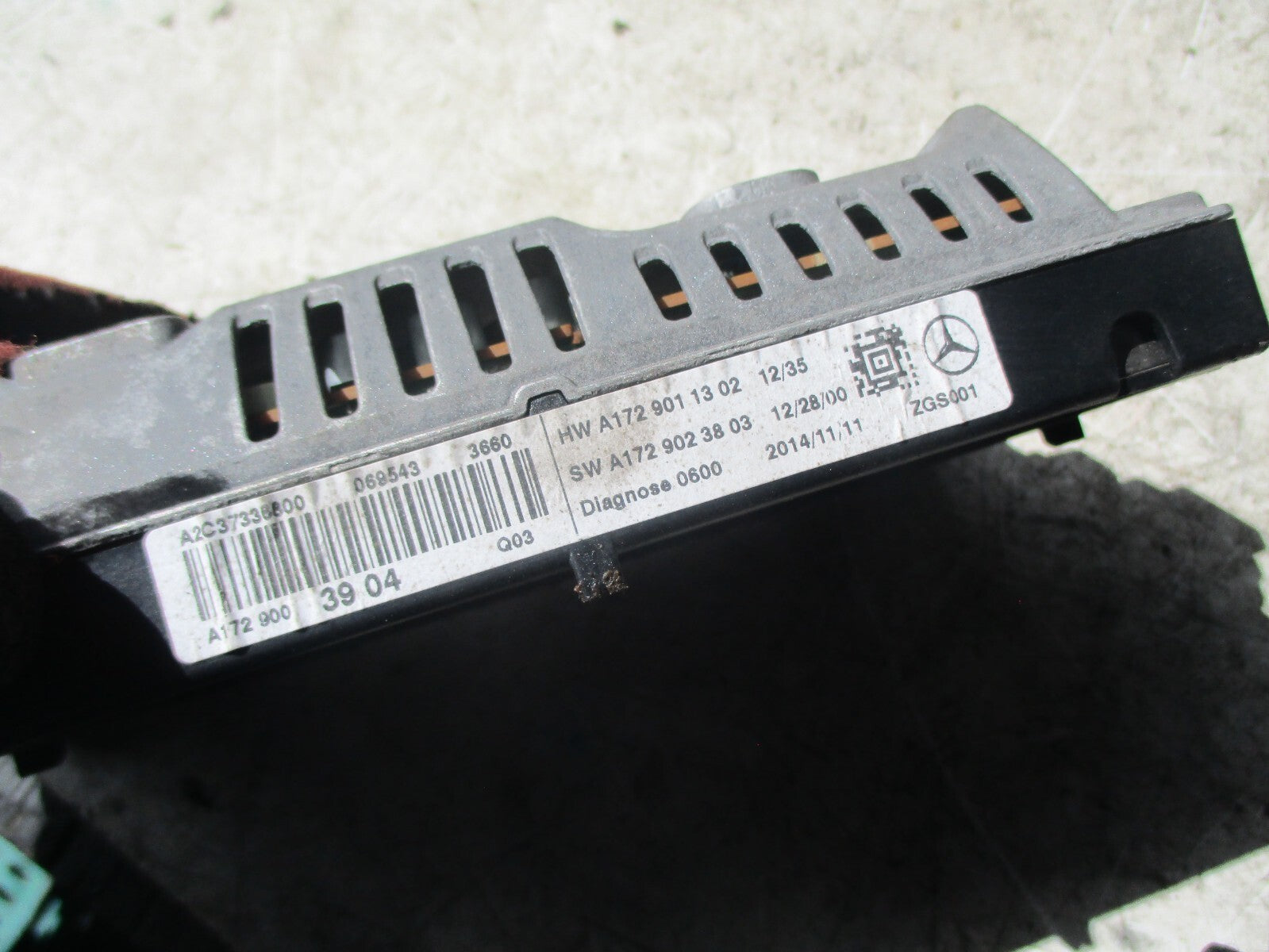 MERCEDES BENZ C CLASS W204 2014 DISPLAY SATNAV SCREEN A1729003904
