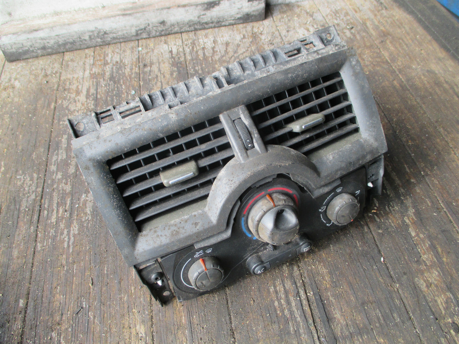 RENAULT MEGANE MK2 2007 HEATER AC CLIMATE CONTROL SWITCH PANEL