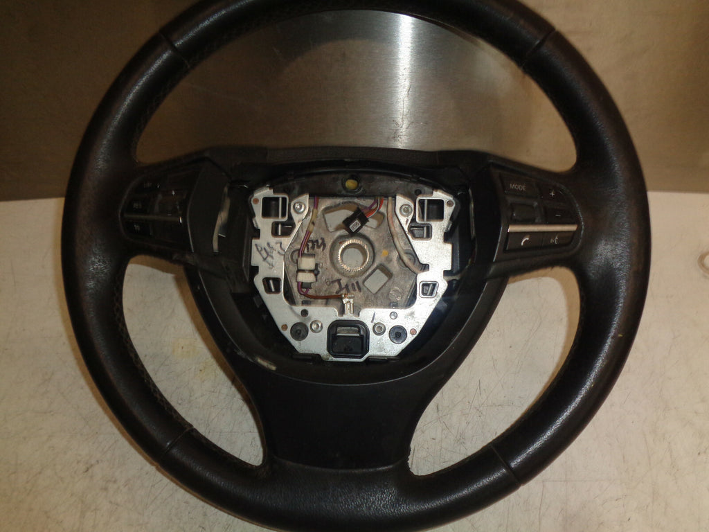 BMW 5 SERIES F10 2012 3 SPOKE MULTI FUNCTION LEATHER STEERING WHEEL